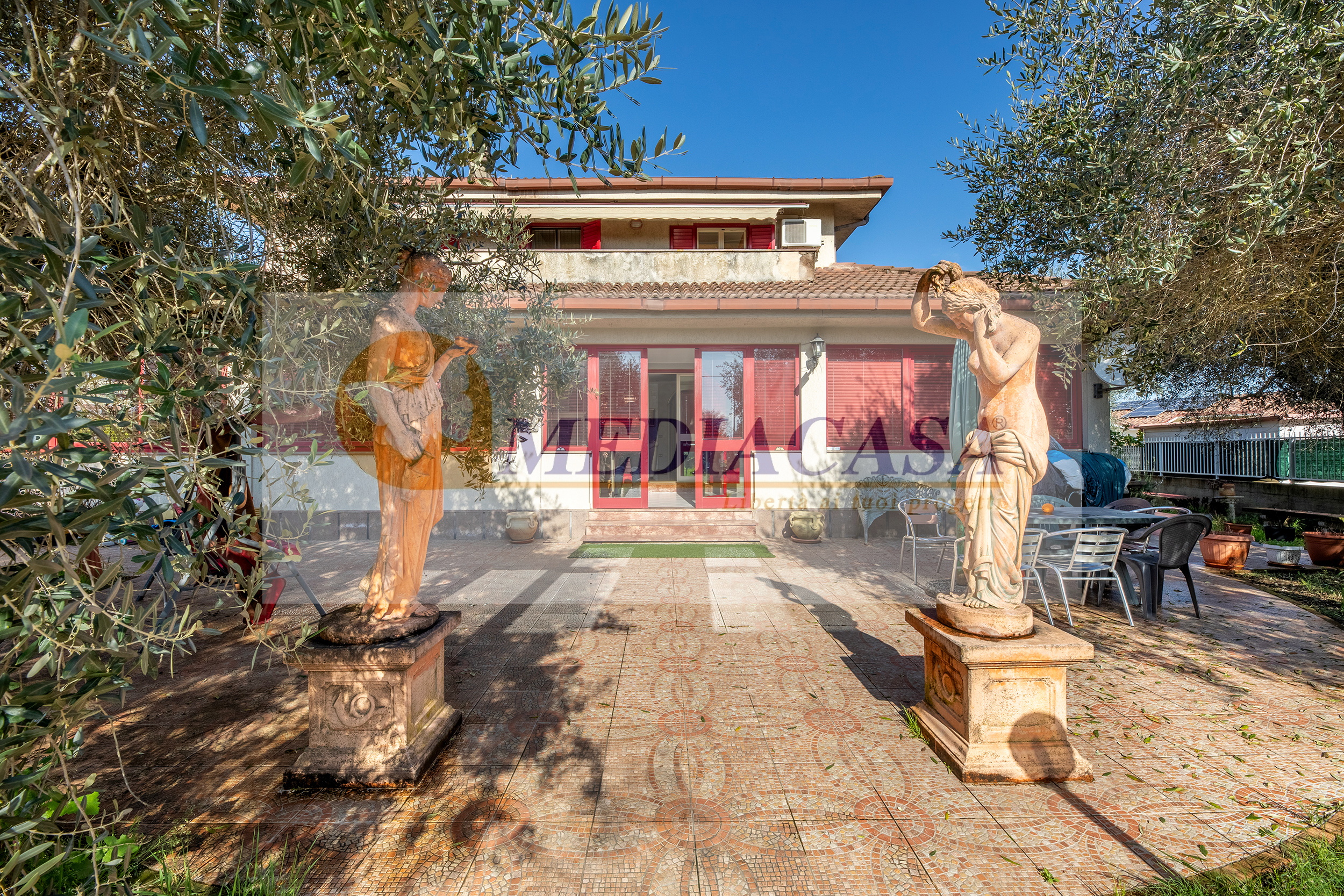 Villa in vendita in Via Dello Sport, 62