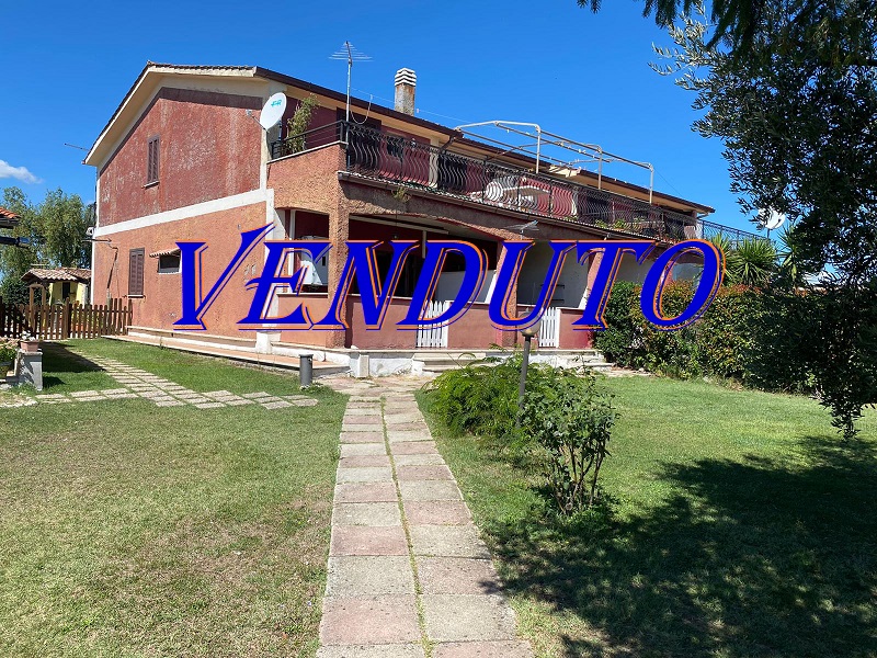 Via Gaspero Barbera - porzione di villino laterale