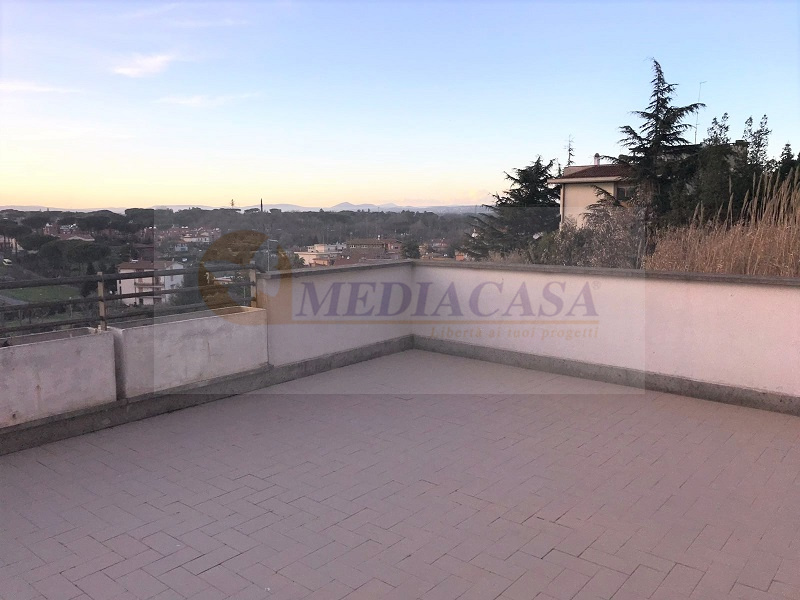 Bilocale in affitto in Via Cassia 1823