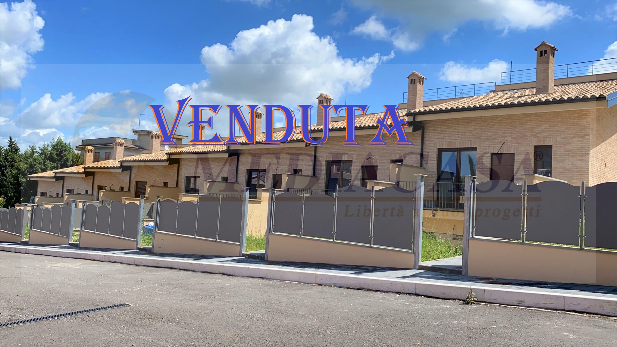 Villa a schiera porzione laterale - Via Amerigo Sterpetti, 33